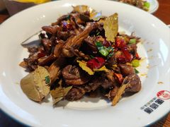 -唐师傅湘西名菜馆(武陵路店)