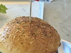-必胜客(尹山湖歌林公园店)