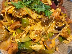 -红渡小香·牛肉麻辣香锅(车站南路店)