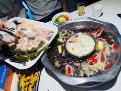 -融泽漁悦三只耳鱼火锅(南郑大道店)