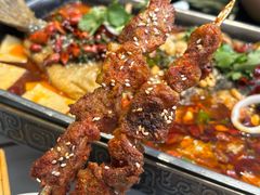 -三江源美食城