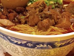 -鸿通城购物中心