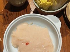 -东巴婆婆云南鱼豆花火锅(大东门店)