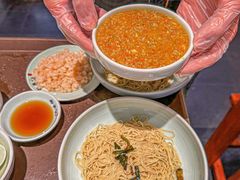 -裕兴记•蟹黄面馆(人民广场店)