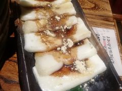 -老牌坊云南鱼豆花火锅(爱建店)