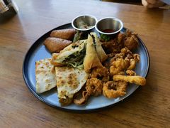 缤纷小食拼盘-bluefrog蓝蛙(皇庭广场店)