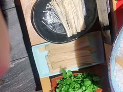 -麻辣英雄重庆火锅(二城广场店)