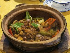 酱爆猪生肠-天宝食坊·啫啫煲大排档(西华路店)