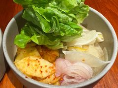 烤猪五花的配菜-SHAN山(前滩太古里店)