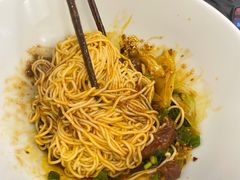 -李与白包子铺(桐梓林店)