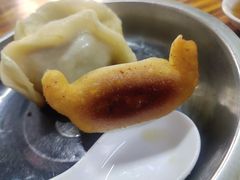 -锅贴大王南翔小笼(临沂二村店)