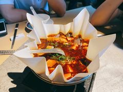 -穹六人间 people 6(岳阳路店)
