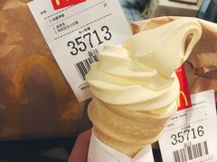 -麦当劳(七宝乐购店)