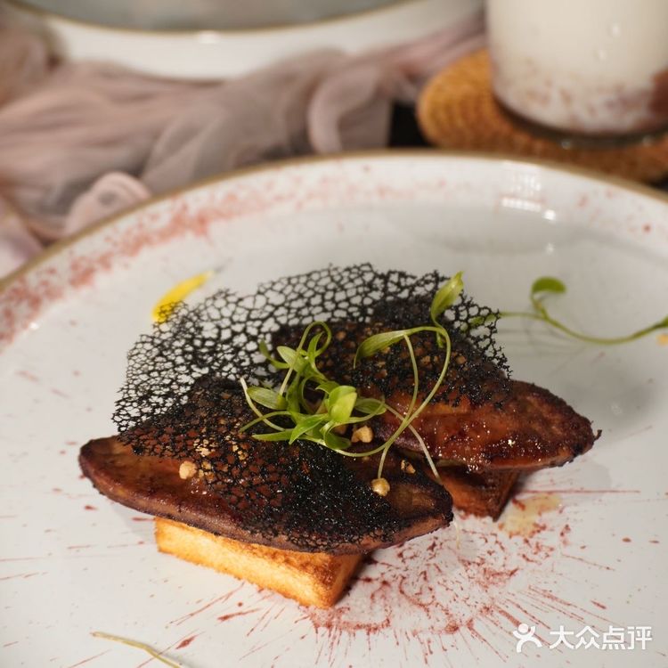 氛围感生日party 还得是它呢 