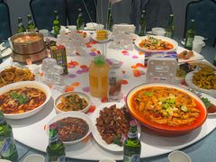 -巴特餐饮6加1音乐餐吧·新疆菜