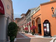 -佛罗伦萨小镇广佛名品奥特莱斯(疏港路店)