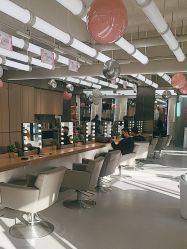 -Z.X HAIR SALON张新美业