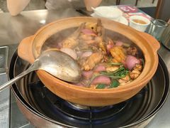 -胡须佬鸡煲四季火锅店(石厦西村直营店)