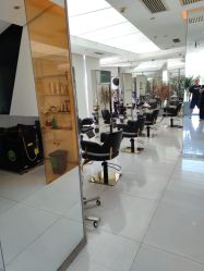 -CUT CUT Hair Salon