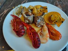 -钱小奴海鲜自助黑金店(杭州滨江龙湖店)