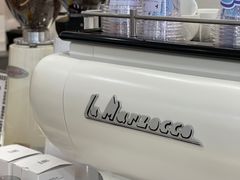 -HUGS coffee(东区店)
