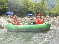 -雅鲁激流探险漂流