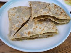 -溢心园香河肉饼总店