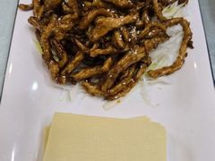 -六和聚传统烤鸭.天津菜(和平店)