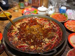 -四小区火锅·巷子里的重庆火锅(花照壁店)