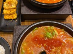 酸汤番茄酥肉饭-阿香米线(大悦城店)