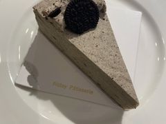 -Fridi Patisserie Cafe