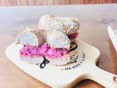 -Catch Bagel(芳草地店)