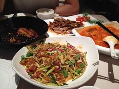 炒肉拉皮-宏达老菜馆(东安街店)
