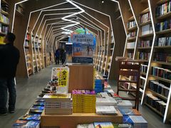 -覔书店(壹方城店)