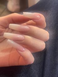 -桃色美甲沙龙