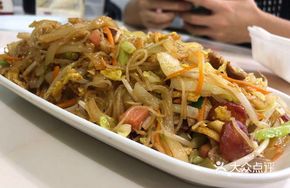 Egg and Sausage Fried Rice Noodles